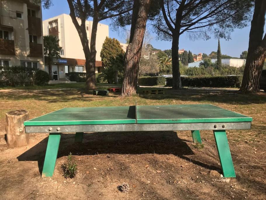 Appartement Plage Piscine Et Tennis Inclus La Londe-les-Maures Eksteriør bilde