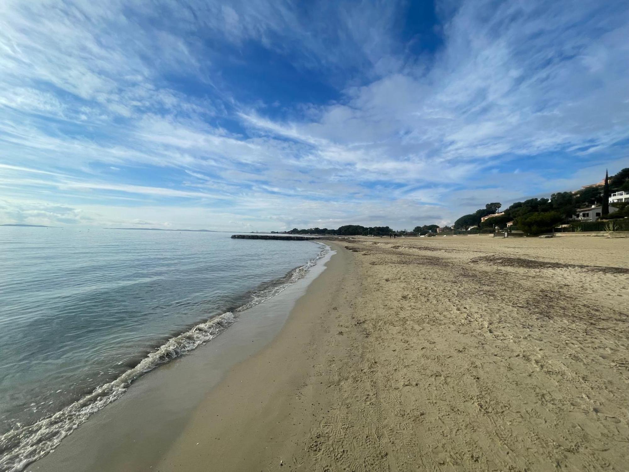 Appartement Plage Piscine Et Tennis Inclus La Londe-les-Maures Eksteriør bilde