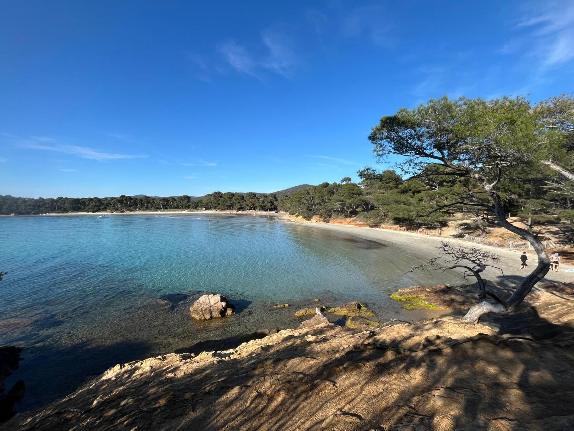 Appartement Plage Piscine Et Tennis Inclus La Londe-les-Maures Eksteriør bilde